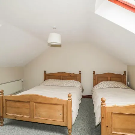 4 * Carlisle (Cumbria)